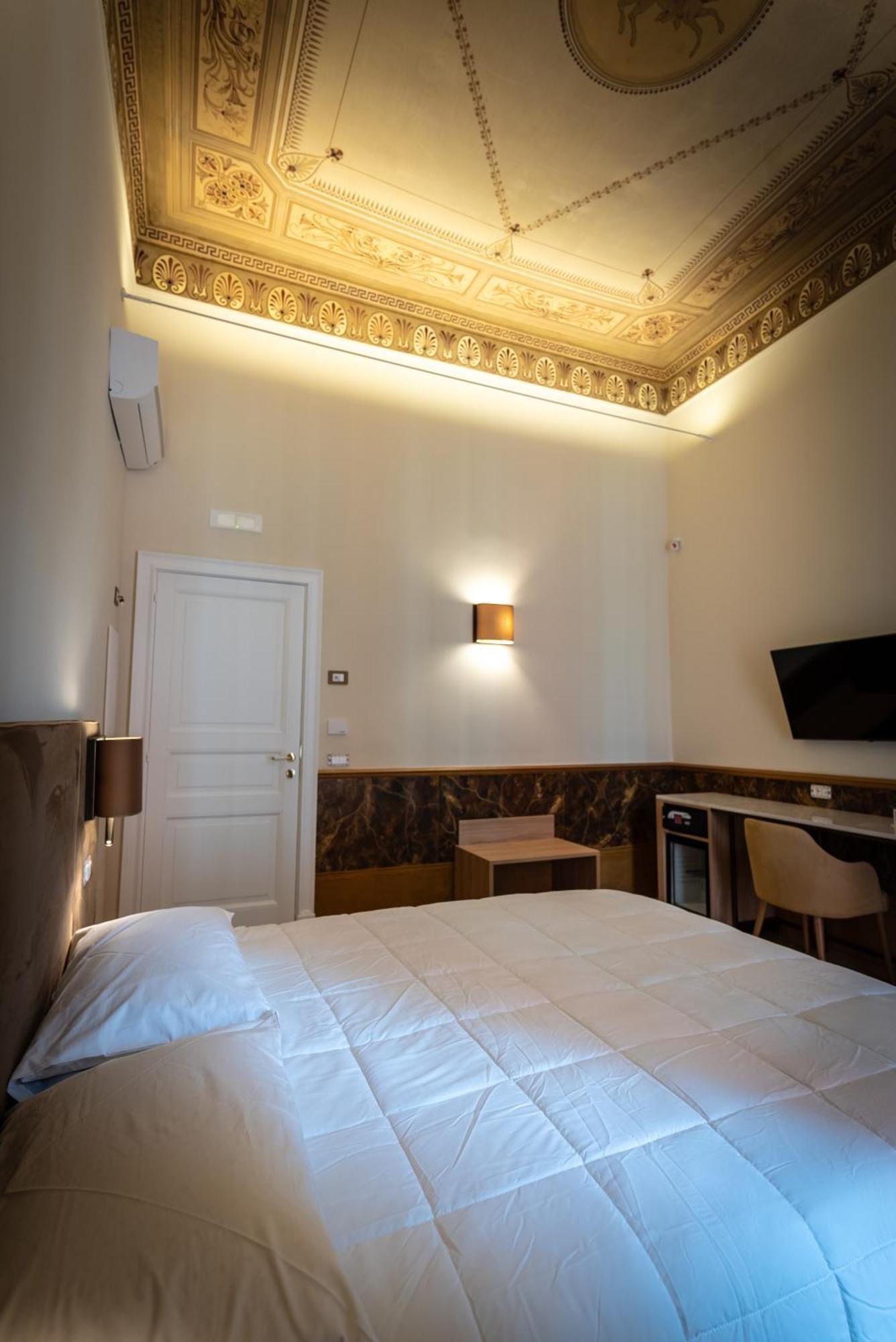 Antica Dimora Pessina Hotel Naples Exterior photo