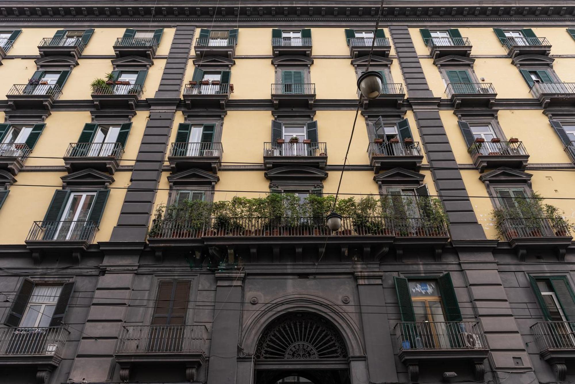 Antica Dimora Pessina Hotel Naples Exterior photo