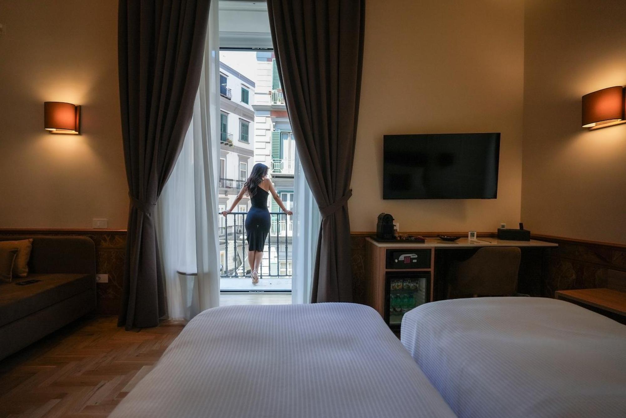 Antica Dimora Pessina Hotel Naples Exterior photo