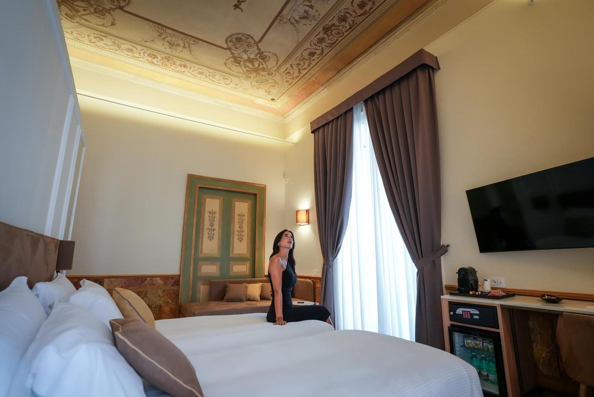 Antica Dimora Pessina Hotel Naples Exterior photo
